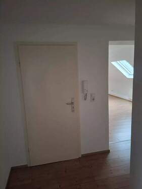 Flur - Etagenwohnung mit 95,00 m² in Quierschied zur Miete