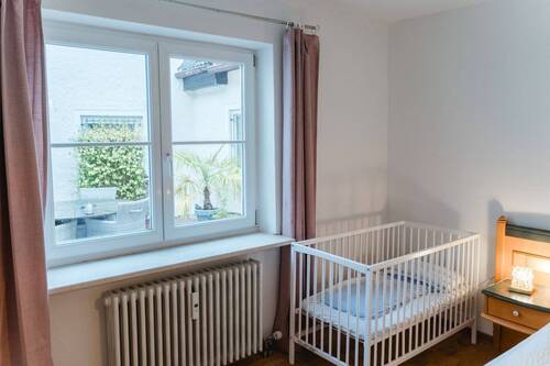 Schlafzimmer Blick zum Innenhof - 