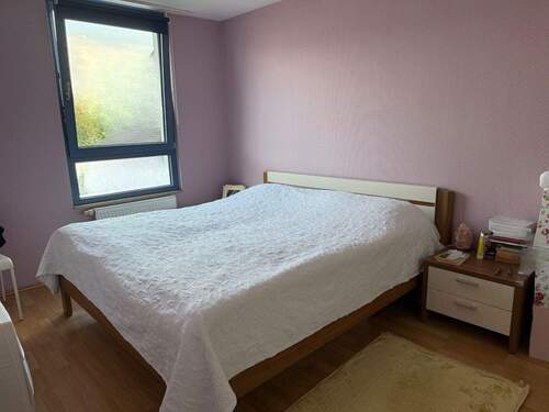 Elternschlafzimmer - 5 Zimmer Reihenendhaus in Duisburg