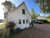 Außenansicht - Mehrfamilienhaus in Zeven - 182.000,00&nbsp;EUR Kaufpreis, ca.&nbsp; 150,00&nbsp;m&sup2;&nbsp;Wohnfl&auml;che