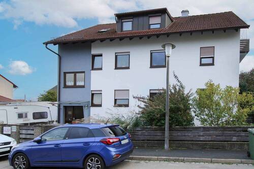 Außanansicht - 1 Zimmer Mehrfamilienhaus, Wohnhaus zum Kaufen in Lonnerstadt