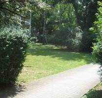 F - Eckenheim nähe Dornbusch, sehr schöne 2 Zi. ETW, EBK, Tgl. Bad, Balkon in ruhiger Lage! - Frankfurt am Main