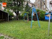 Gemeinschaftsgarten - Mehrfamilienhaus, Wohnhaus in Frankfurt am Main / Fechenheim