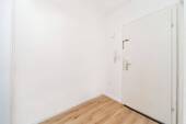 Flur - Etagenwohnung mit 36,00 m² in Köln zum Kaufen