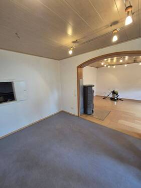 20250928_110805.jpg - Mehrfamilienhaus, Wohnhaus mit 193,00 m² in Titisee-Neustadt zum Kaufen