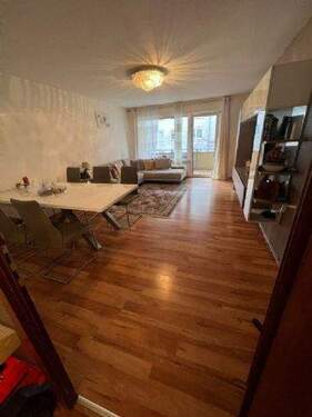 Wohnen - 2 Zimmer Wohnung mit EBK und Balkon in NürnbergNibelungen