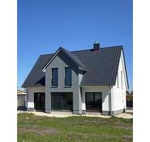 Modernes Landhaus - bezugsfertig - 5 Zimmer, 2 Bäder, inkl. Einbauküche - 03249 Münchhausen