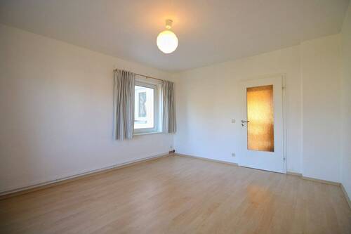 KInderzimmer oder Büro im EG - 