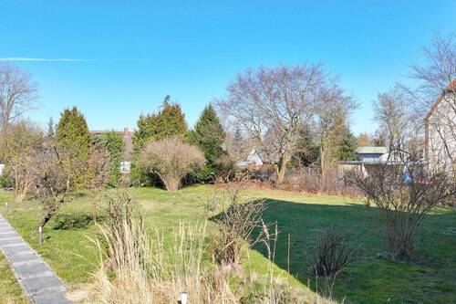 Garten mit möglichem Baugrundstück - Mehrfamilienhaus, Wohnhaus mit 326,00 m&sup2; in Ribnitz-Damgarten zum Kaufen