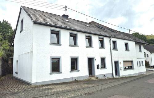 Eingänge Wohneinheit 1 und 3 - 