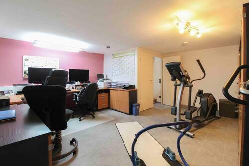 Büro _ Nutzfläche UG - 