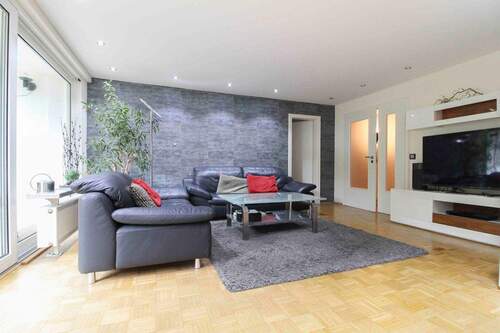 Wohnzimmer - Etagenwohnung mit 117,00 m² in Essen zum Kaufen