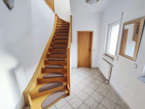 Flur - Reihenmittelhaus mit 185,00 m&sup2; in Thallwitz zum Kaufen