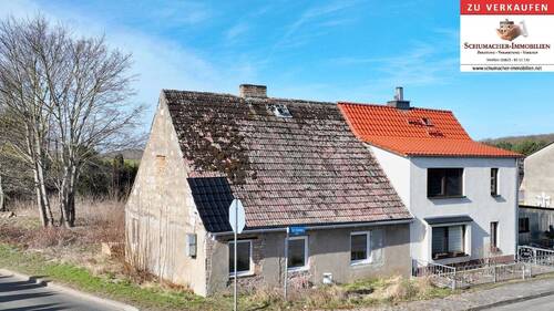 Doppelhaushälfte - Sanierungsobjekt in ruhiger Lage mit großem Potenzial