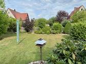 Rasenfläche vor der Terrasse - 5 Zimmer Doppelhaushälfte zum Kaufen in Neuendettelsau