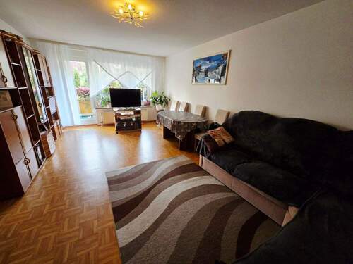 Wohnzimmer - 2 Zimmer Etagenwohnung zur Miete in Nürnberg