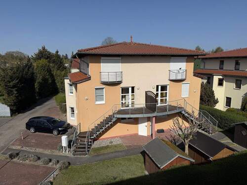 Hausansicht Eingangsbereich - 2 Zimmer Etagenwohnung in Heringsdorf