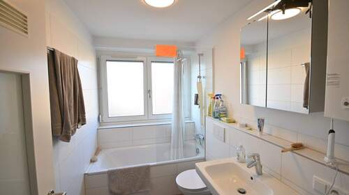 1-Zi-Appartment: Schickes Duschbad - 