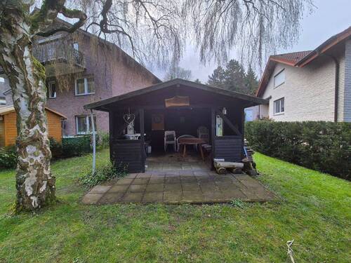 Ansicht Gemeinschaftsgarten mit Hütte.jpeg - 