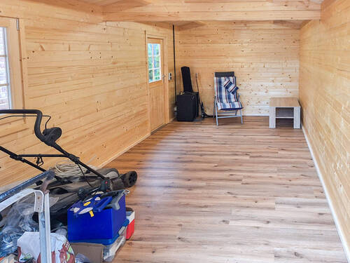 Foto massives Gartenhaus - 