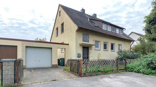 Bild 2 - 3 Zimmer Etagenwohnung zum Kaufen in Neuendettelsau