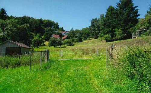 Toreinfahrt vom Baugrundstück - 