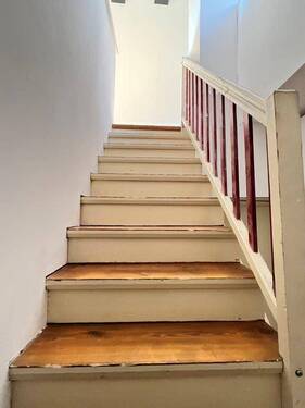 Treppe-zum_DG - 