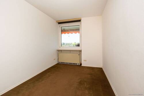 Kinder-/ Arbeitszimmer - 