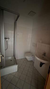 Duschbad - 2 Zimmer Etagenwohnung in Chemnitz