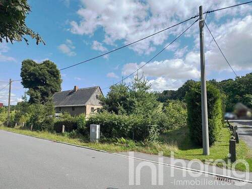 Straßenseite - +++ Schönes Baugrundstück im Dornröschenschlaf +++