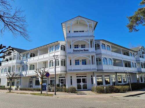 Vorderansicht Deutsches Haus - Exklusive ETW - im Herzen von Binz - nur wenige Schritte vom Strand