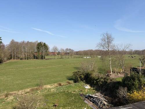 Ausblick vom Dachboden aus - Einfamilienhaus mit 90,00 m&sup2; in Varel zum Kaufen