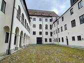 Bild 1 - 'Höhmannhaus' - Wohnen in historischen Gemäuern in der Maximilianstraße