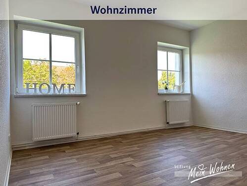 Wohnzimmer - 3 Zimmer Etagenwohnung in Halle