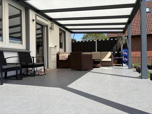 überdachte Terrasse - 