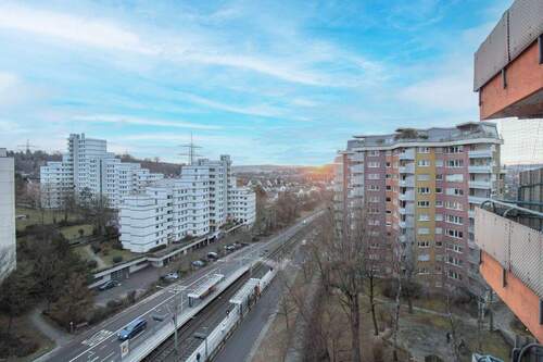 Aussicht - 2 Zimmer Etagenwohnung zum Kaufen in Stuttgart