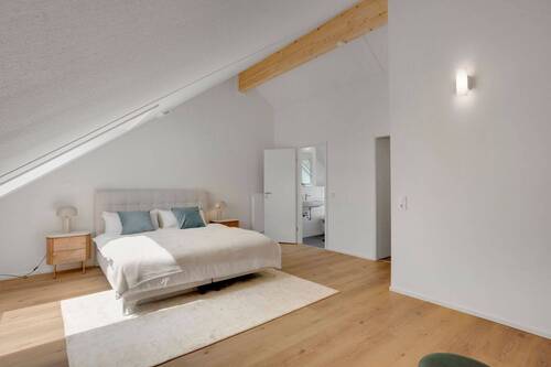 DG_Schlafzimmer.JPG - 4 Zimmer Mehrfamilienhaus, Wohnhaus zur Miete in Herbrechtingen