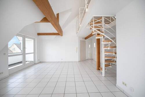 Wohnbereich - 3 Zimmer Etagenwohnung zum Kaufen in Dreieich