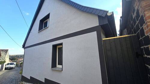 Hausansicht - 5 Zimmer Einfamilienhaus zur Miete in Mansfeld