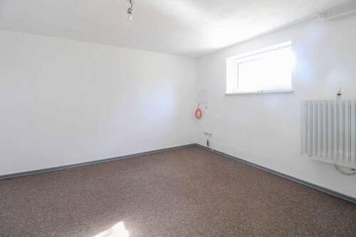 Büro UG - 