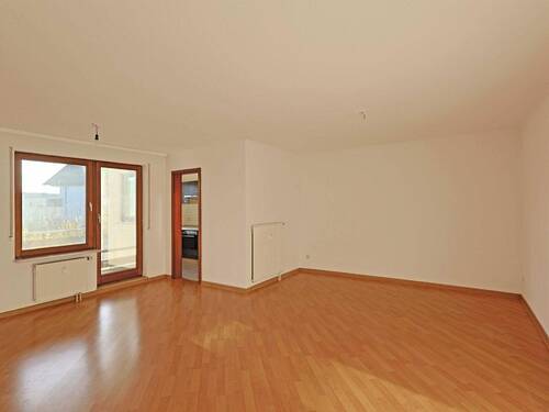 Wohnzimmer - 2 Zimmer Etagenwohnung zur Miete in Leonberg