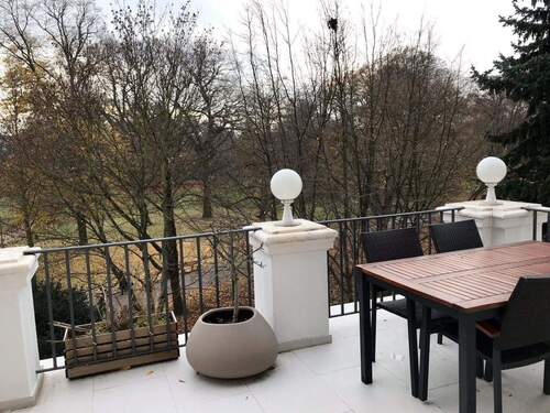 Bild 1 - Einzigartige Parklage: Stilvolle Wohnung mit Terrasse direkt am Luisenpark