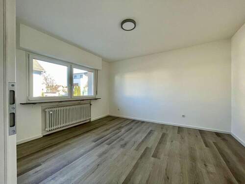 Schlafzimmer 1 im OG - 