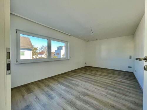 Arbeitszimmer im EG - 