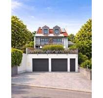 Architektenhaus in exklusiver Berglage von Landshut - Panoramablick & hochwertiger Ausstattung!