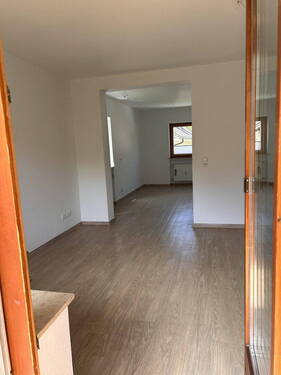 Blick Wohnzimmer - Küche - 