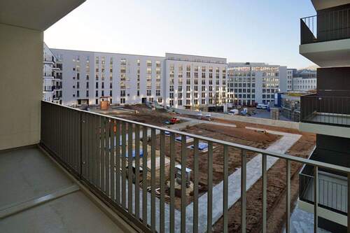 Loggia - 4 Zimmer Etagenwohnung zur Miete in Dresden