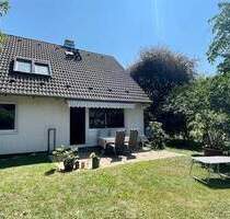 Flexibel nutzbar! Ob als Zweifamilienhaus oder großzügiges Einfamilienhaus! - Hartheim