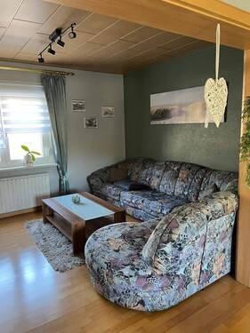 IMG-20260501-WA0022.jpg - 5 Zimmer Doppelhaushälfte in Sankt Ingbert