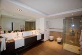 GG Bad_DSC0420.jpg - 